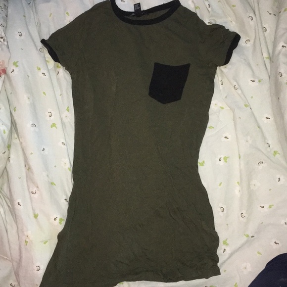 Forever 21 forest green mini T-shirt dress - Picture 1 of 4